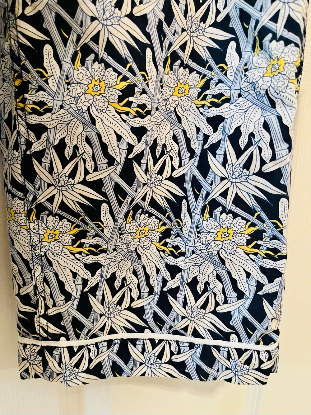 Brooks Brothers Floral Botanical Pajama Set Navy Blue Yellow M - Picture 14 of 16